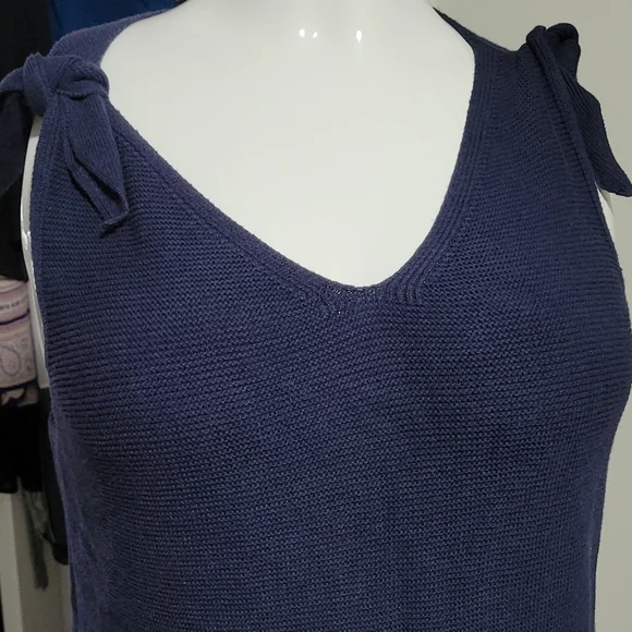 Summer top - Picture 2 of 6